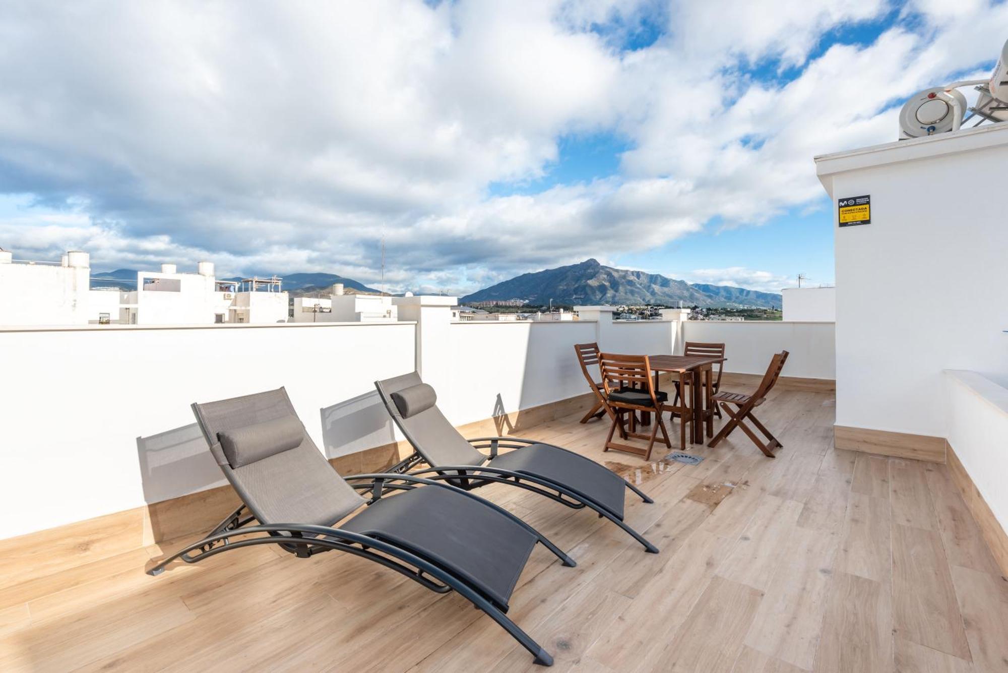 Moderno Apartamento L มาร์เบยา ภายนอก รูปภาพ