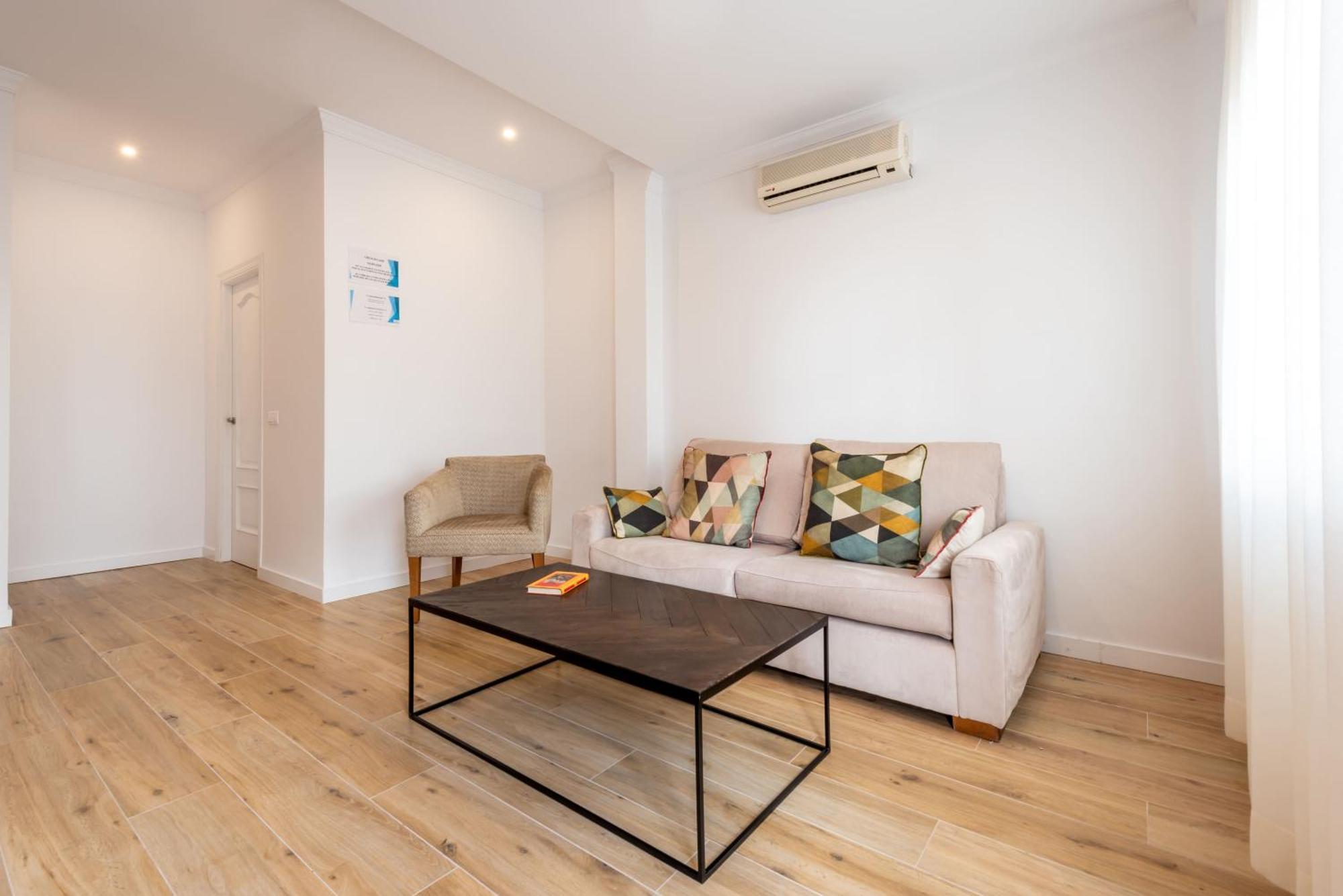 Moderno Apartamento L มาร์เบยา ภายนอก รูปภาพ